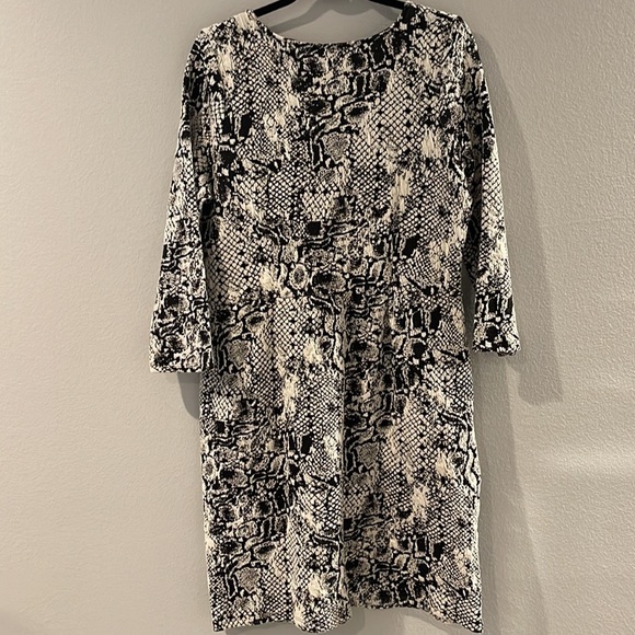 ANTHROPOLOGIE x HD in Paris Snakeskin faux Wrap Dress - Picture 6 of 6